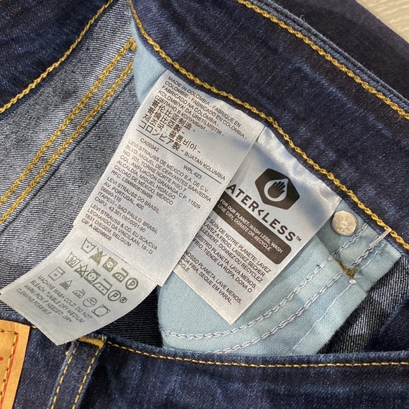 Levi’s 711 Skinny Mid Rise Slim Jeans Size 4 Medium - Picture 6 of 7